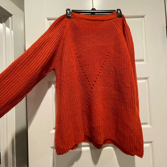 NWT boutique sweater - Picture 5 of 5